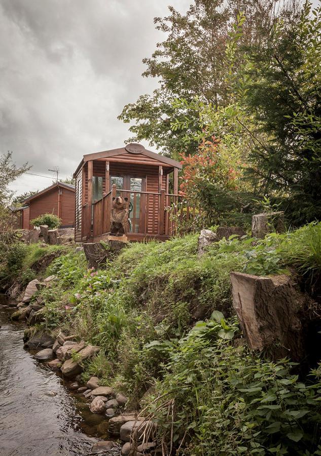 Bear Lodge Auchterarder Buitenkant foto