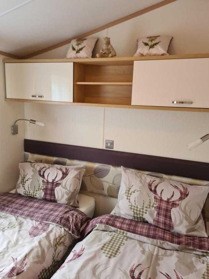 Bear Lodge Auchterarder Buitenkant foto