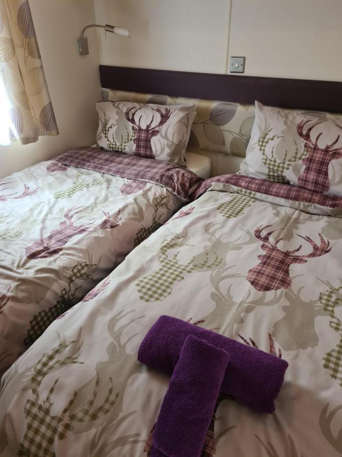 Bear Lodge Auchterarder Buitenkant foto